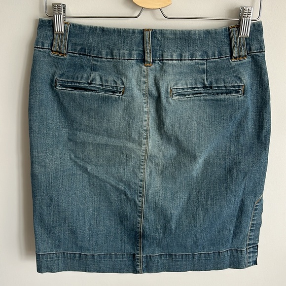 Denim skirt - Picture 2 of 4